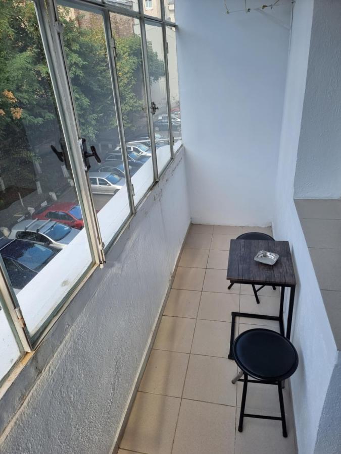 شقة Charming And Intimate Getaway In Bucharest - Near Unirii Square المظهر الخارجي الصورة